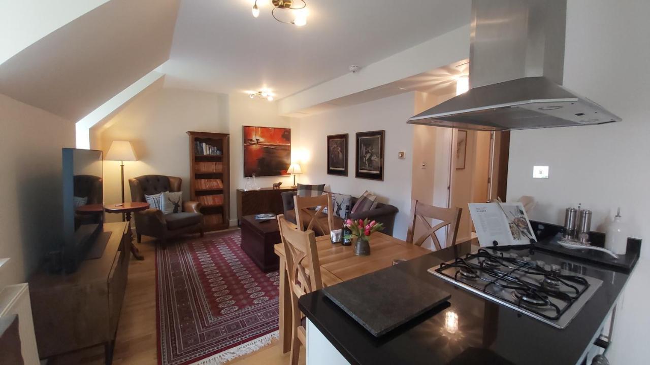 Loch Ness Moat House Apartments Fort Augustus Luaran gambar