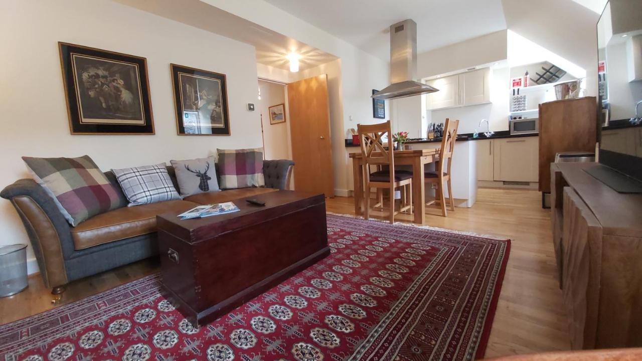 Loch Ness Moat House Apartments Fort Augustus Luaran gambar
